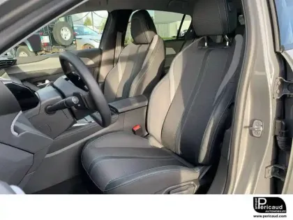 Photo 6 Peugeot 308  Hybrid 136 e-DCS6