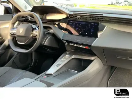 Photo 20 Peugeot 308  Hybrid 136 e-DCS6