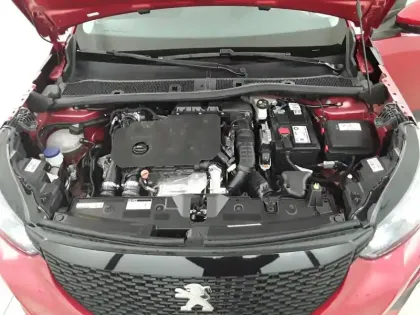 Photo 18 Peugeot 2008  BlueHDi 110 S&S BVM6