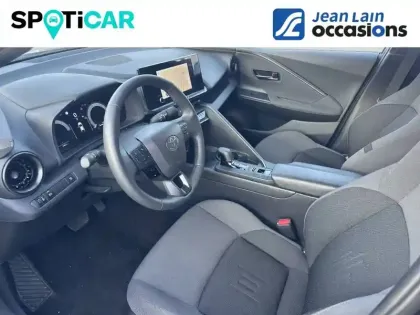 Photo 31 Toyota C-HR  Hybride 200