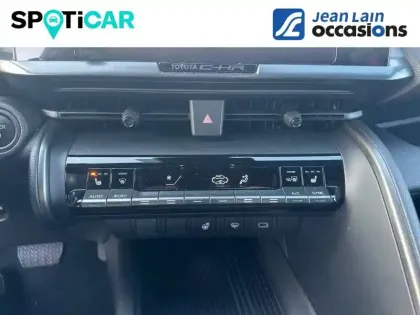 Photo 32 Toyota C-HR  Hybride 200