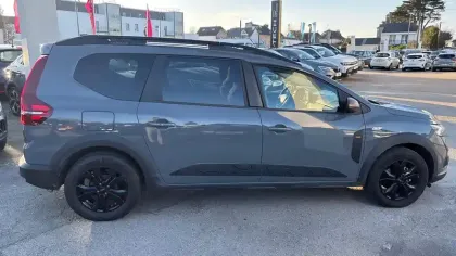 Photo 5 Dacia Jogger  Hybrid 140 5 places