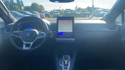 Photo 9 Renault Symbioz  E-Tech full hybrid 145