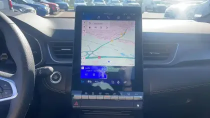 Photo 11 Renault Symbioz  E-Tech full hybrid 145