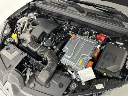 Photo 30 Renault Arkana  E-Tech hybride 145 - 22