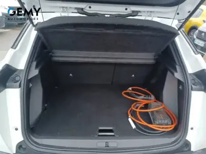 Photo 5 Peugeot 2008  Moteur électrique 136 ch