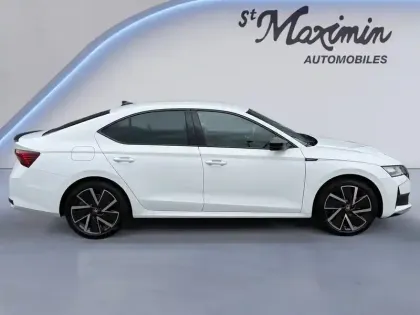 Photo 35 Skoda Octavia  1.5 TSI Hybrid 150 ch ACT DSG7