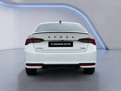 Photo 33 Skoda Octavia  1.5 TSI Hybrid 150 ch ACT DSG7