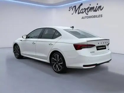 Photo 32 Skoda Octavia  1.5 TSI Hybrid 150 ch ACT DSG7