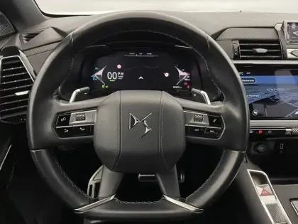 Photo 21 DS DS 7  Hybride Rechargeable E-Tense 300 EAT8 4x4