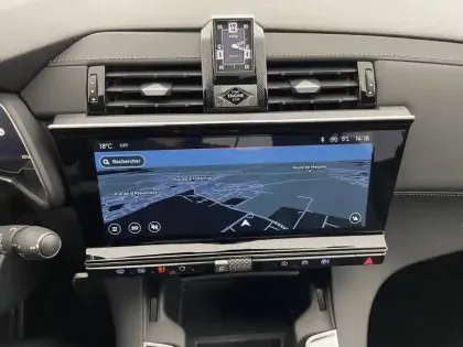 Photo 20 DS DS 7  Hybride Rechargeable E-Tense 300 EAT8 4x4