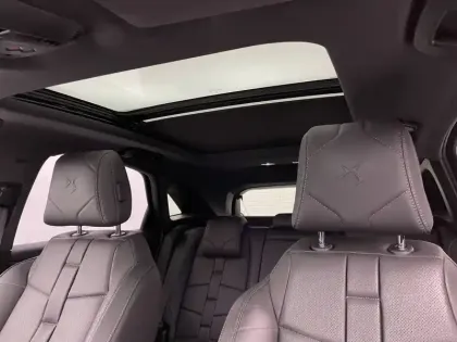 Photo 23 DS DS 7  Hybride Rechargeable E-Tense 300 EAT8 4x4