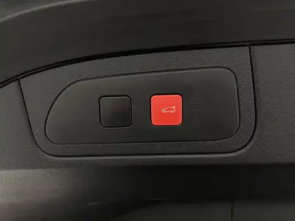 Photo 24 DS DS 7  Hybride Rechargeable E-Tense 300 EAT8 4x4