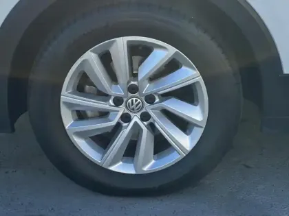 Photo 8 Volkswagen T-cross  1.0 TSI 115 Start/Stop BVM6