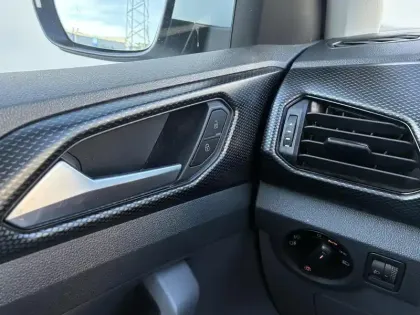 Photo 28 Volkswagen T-cross  1.0 TSI 115 Start/Stop BVM6