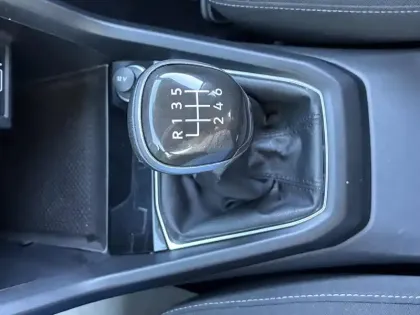 Photo 21 Volkswagen T-cross  1.0 TSI 115 Start/Stop BVM6