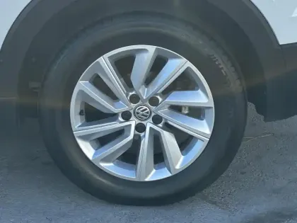 Photo 13 Volkswagen T-cross  1.0 TSI 115 Start/Stop BVM6