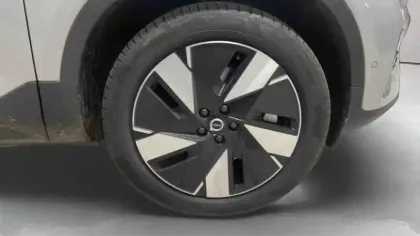 Photo 34 Volvo Ex40  Single Extended Range 252 ch 1EDT