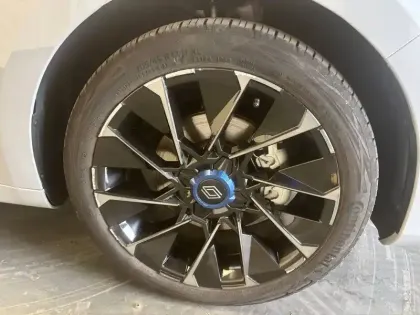 Photo 7 Renault Clio  E-Tech full hybrid 145 ch GSR2