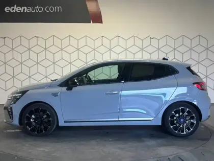 Photo 1 Renault Clio  E-Tech full hybrid 145 ch GSR2