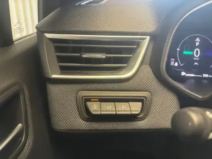 Photo 32 Renault Clio  E-Tech full hybrid 145 ch GSR2