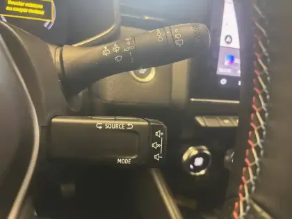 Photo 19 Renault Clio  E-Tech full hybrid 145 ch GSR2