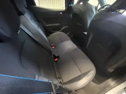 Photo 26 Renault Clio  E-Tech full hybrid 145 ch GSR2