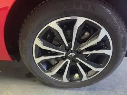 Photo 37 Renault Clio  TCe 90