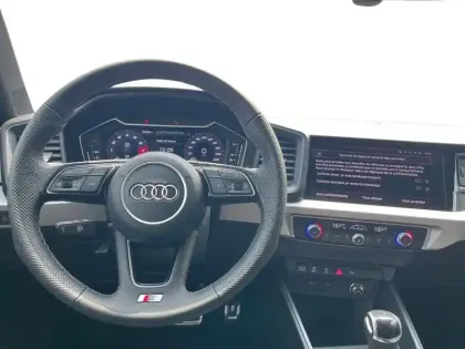 Photo 55 Audi A1  Sportback 35 TFSI 150 ch S tronic 7