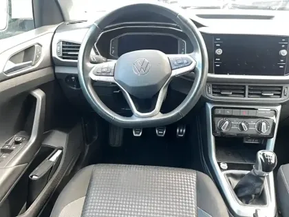 Photo 12 Volkswagen T-cross  1.0 TSI 110 Start/Stop BVM6