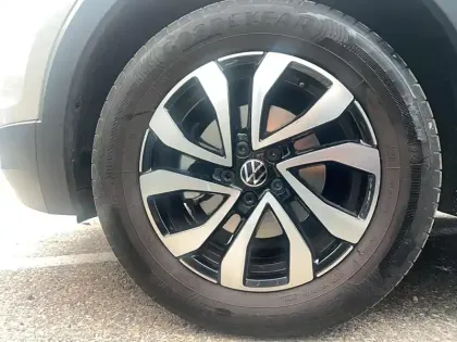 Photo 5 Volkswagen T-cross  1.0 TSI 110 Start/Stop BVM6