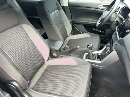 Photo 8 Volkswagen T-cross  1.0 TSI 110 Start/Stop BVM6