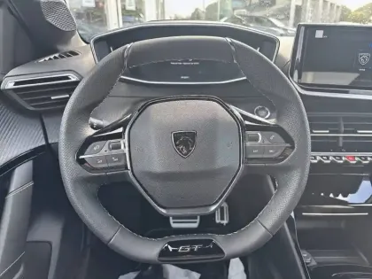 Photo 8 Peugeot 208  Electrique 50 kWh 136ch