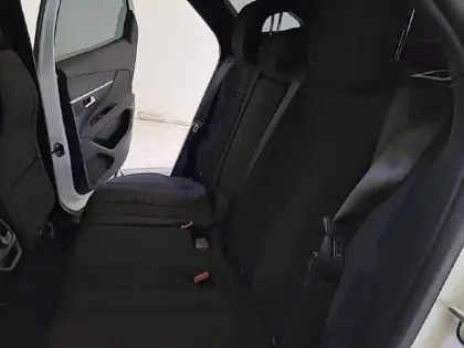 Photo 11 Peugeot 3008  BlueHDi 130ch S&S EAT8