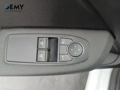 Photo 30 Renault Clio Gén. V (BJA) Ph1 NG Authentic 5