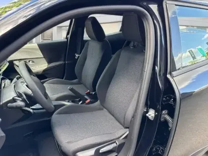 Photo 22 Peugeot 2008  Hybrid 145 e-DCS6