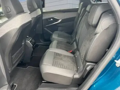 Photo 9 Peugeot 5008  Hybrid 136 e-DCS6