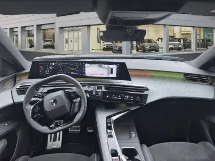 Photo 7 Peugeot 5008  Hybrid 136 e-DCS6