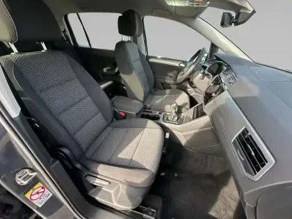 Photo 10 Volkswagen Touran  2.0 TDI 122 7pl