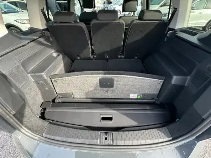 Photo 48 Volkswagen Touran  2.0 TDI 122 7pl