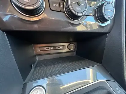 Photo 82 Volkswagen Tiguan allspace  2.0 TDI 150 DSG7