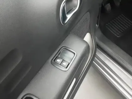 Photo 17 Citroën C3  PureTech 83 S&S BVM5