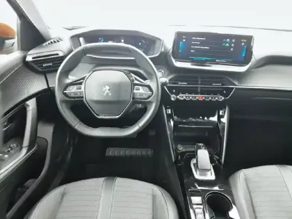 Photo 7 Peugeot 2008  Electrique 136 ch