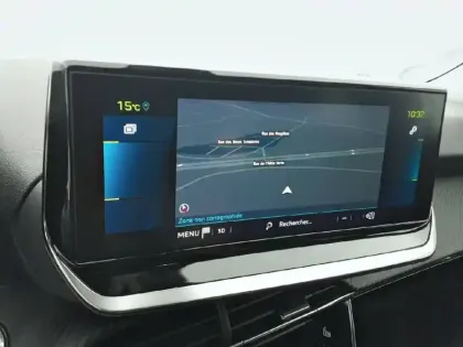 Photo 21 Peugeot 2008  Electrique 136 ch