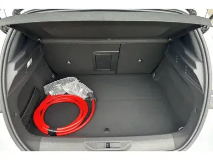 Photo 49 Peugeot 308  Electrique 54 kWh 156ch