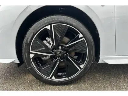 Photo 39 Peugeot 308  Electrique 54 kWh 156ch