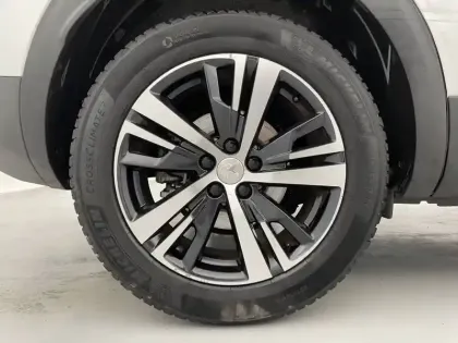 Photo 18 Peugeot 3008  1.6 THP 165ch S&S EAT6