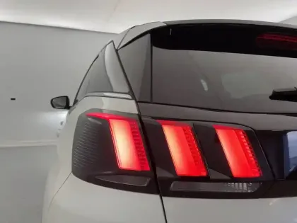 Photo 27 Peugeot 3008  1.6 THP 165ch S&S EAT6