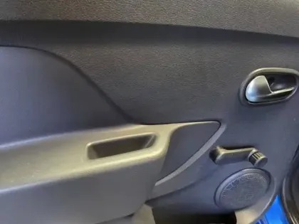 Photo 22 Dacia Sandero  SCe 75