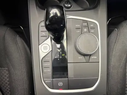 Photo 20 BMW Serie 1 118i 136 ch DKG7